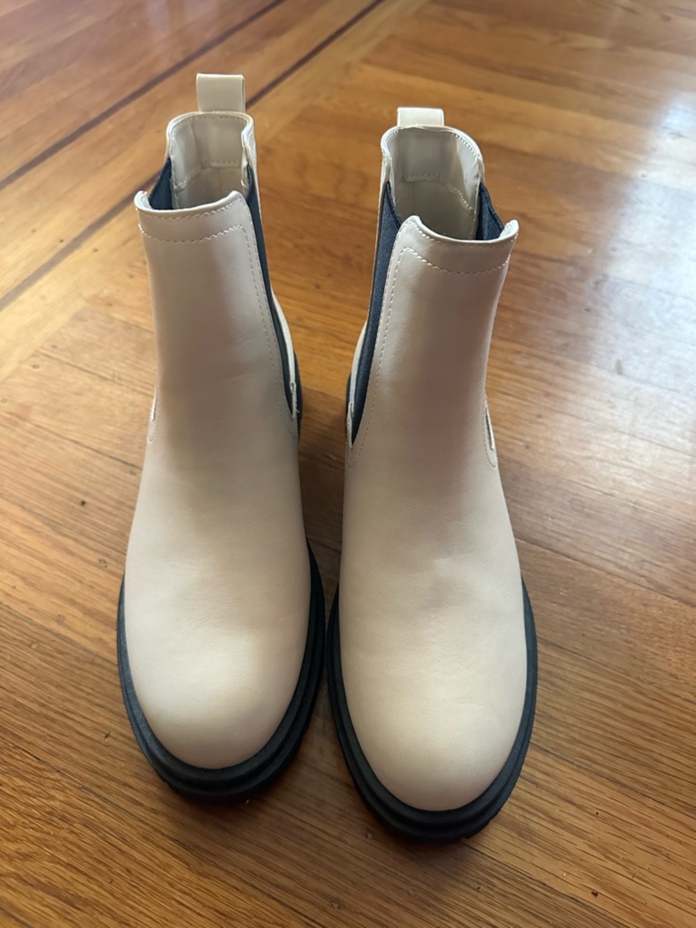 Old Navy Cream Chelsea Ankle Boots